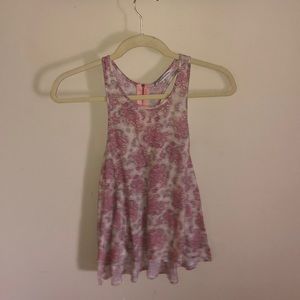 Pink paisley patterned tank top